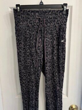 Halara UltraSculpt™ Leopard Print High Waisted Drawstring Yoga Leggings Pockets